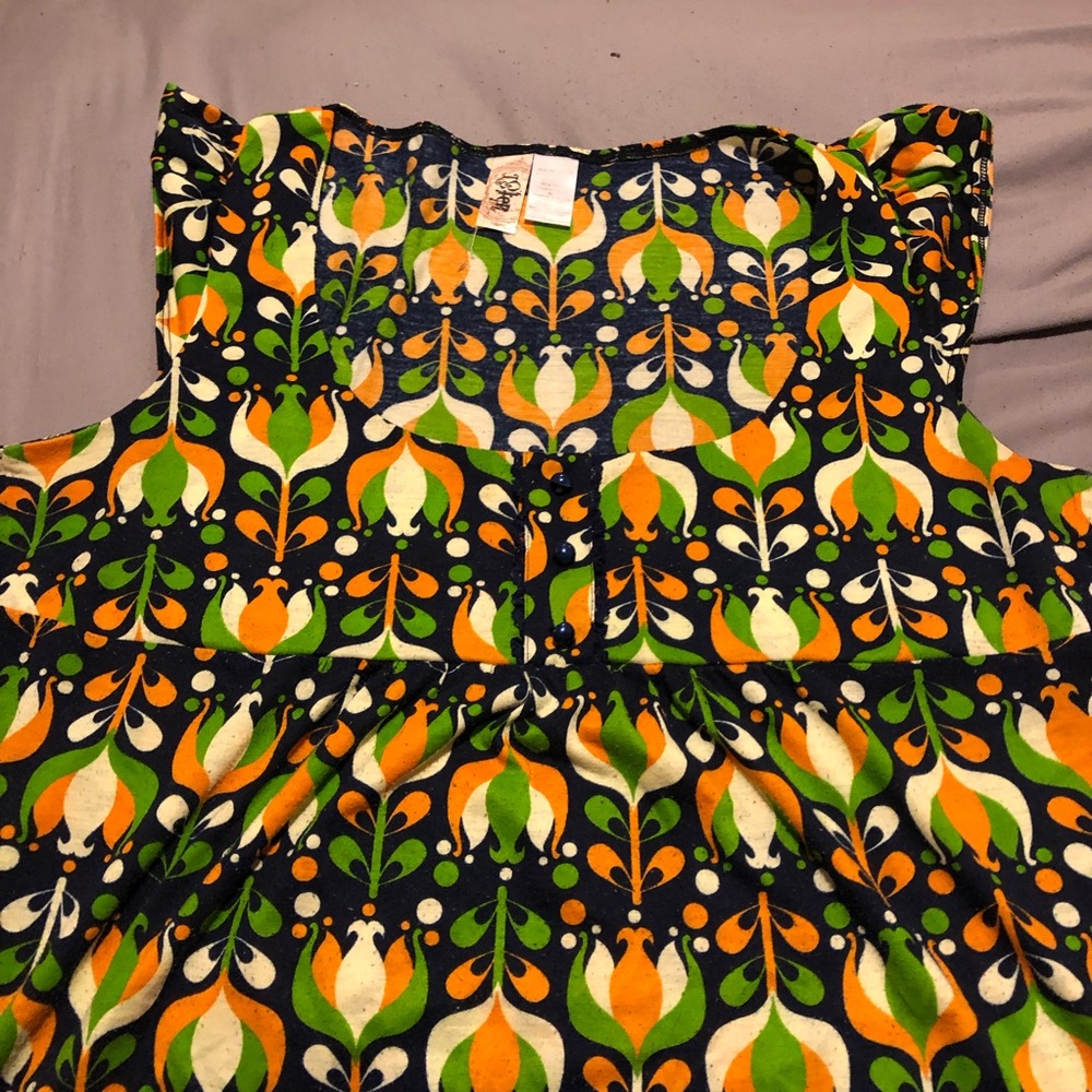 Funky pattern top - Picture 2 of 4